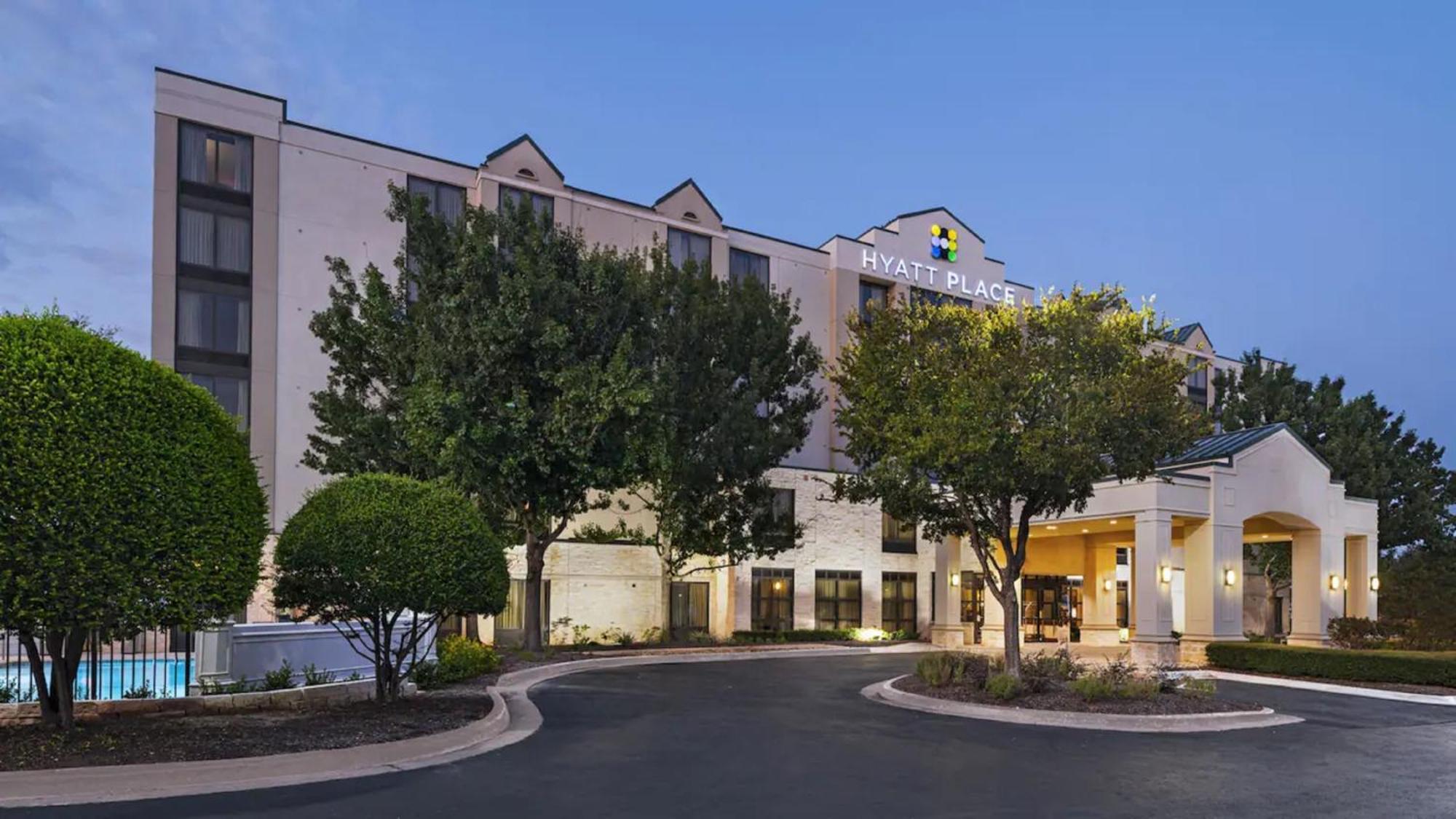 Hyatt Place Austin Arboretum מראה חיצוני תמונה